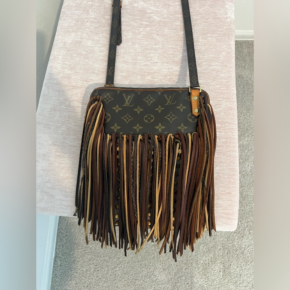 Vintage Boho Bag LV Fringe Crossbody “The Amalfi” - Picture 3 of 8